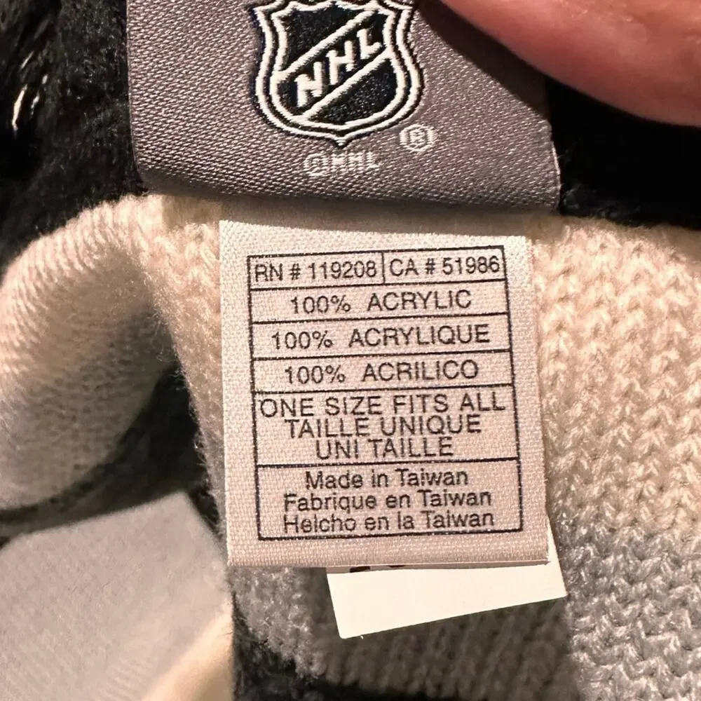 NHL LA Kings Reebok Center Ice Collection Scarf Black/Gray Blue White Stripe